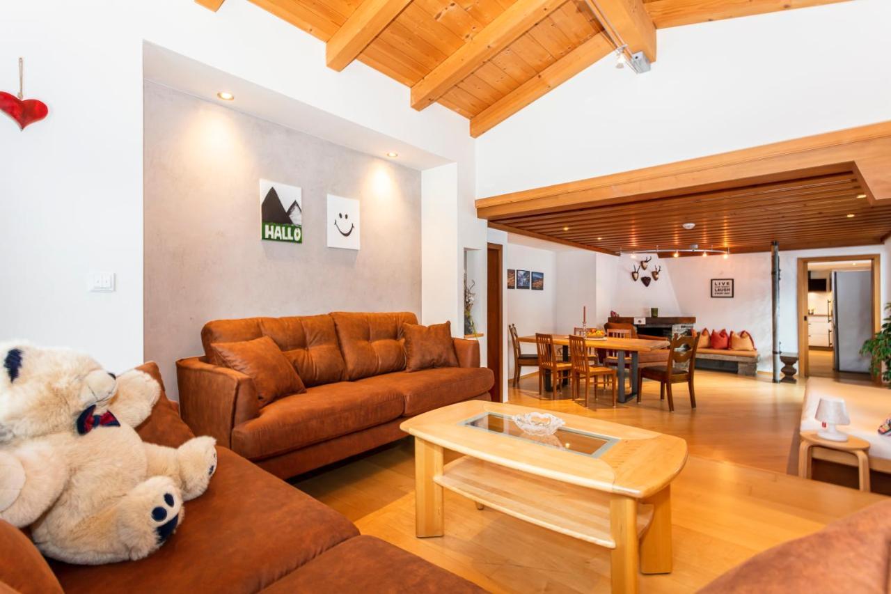 Hoelzl Bed & Breakfast Neukirchen am Großvenediger Екстериор снимка